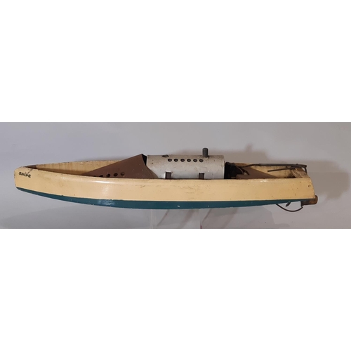 304 - A 1930's Steam-Powered Speedboat 'Snipe' by Bowman Models with cream and blue paintwork, propeller-d... 