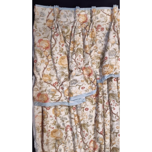 1508 - 3 pairs of full length curtains and pelmets and tiebacks in linen-look floral print, lined and therm... 