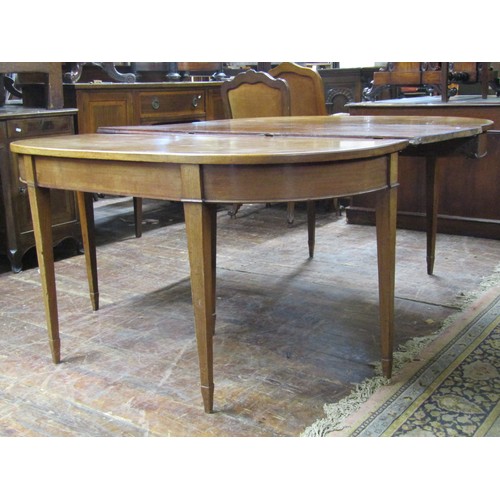 2686 - A 19th century mahogany D end sectional dining table with single additional leaf raised on square ta... 