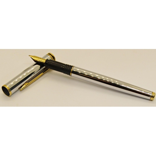 1176 - Waterman Maestro fountain pen in gold with box