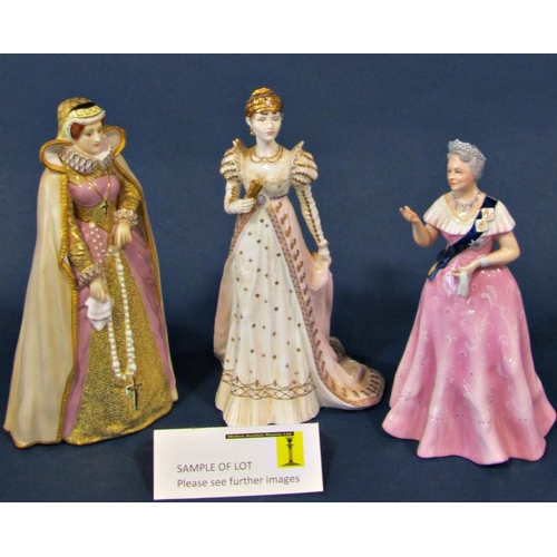 1028 - A collection of bone china figures comprising Royal Worcester Queen Elizabeth II no 185, Mary Queen ... 