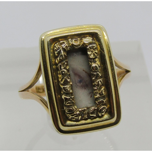 1306 - Victorian 15ct lover's eye ring with hand painted eye miniature, size P/Q, 5.6g