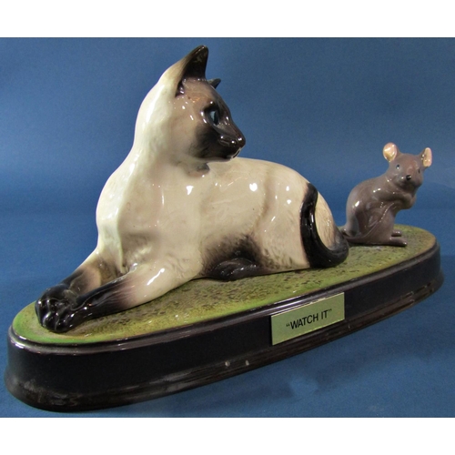 1067 - A Beswick group of a Siamese cat and mouse 'Watch It'