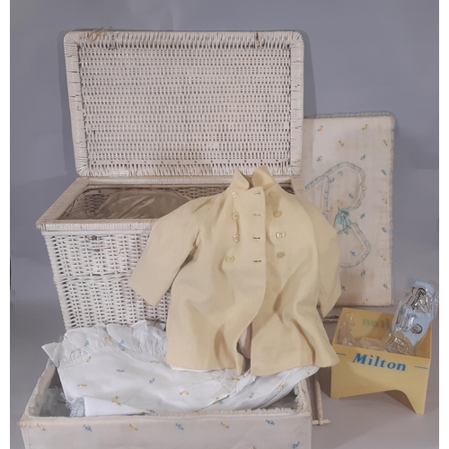 370 - Vintage wicker trunk with satin lining, castors and internal removable shelf, filled with baby cloth... 