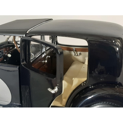 345 - Franklin Mint 1:16 model 1931 Bugatti Royale Coupe de Ville in glazed timber case, with certificate.... 