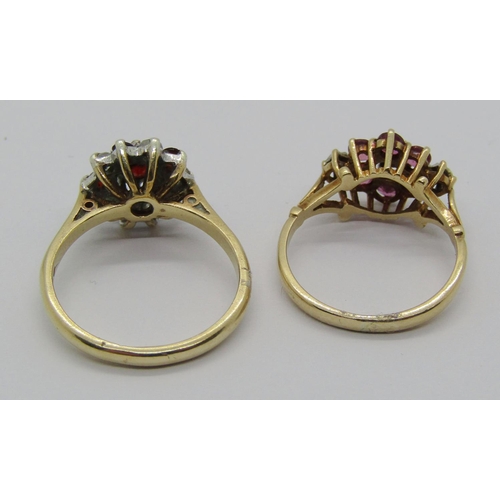 1343 - Two 9ct gem cluster rings; a ruby and diamond example and a garnet example, 5.7g total