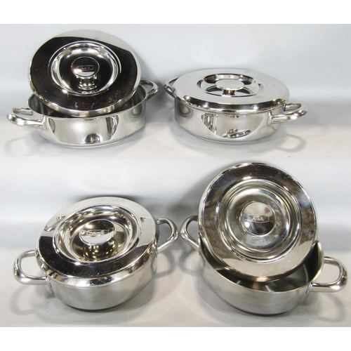 1465 - A set of Aga saucepans and lids to include casseroles and steamer, together with an unrelated coland... 