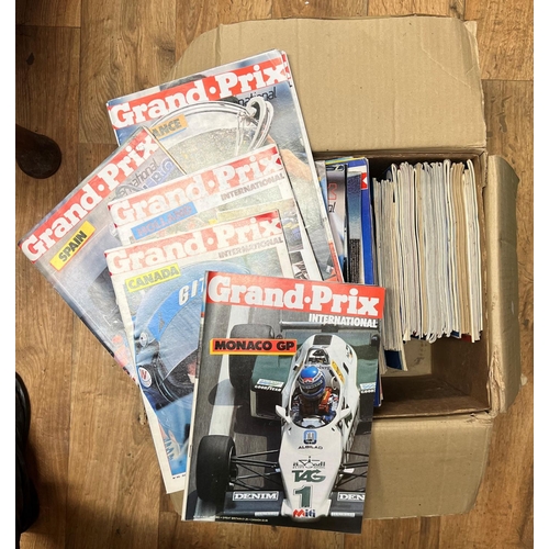 285 - A large collection of Grand Prix and other motor racing publications, early 1980s period