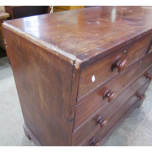 2191 - A Georgian mahogany bedroom chest with cross banded top, over two short and three long graduated dra... 