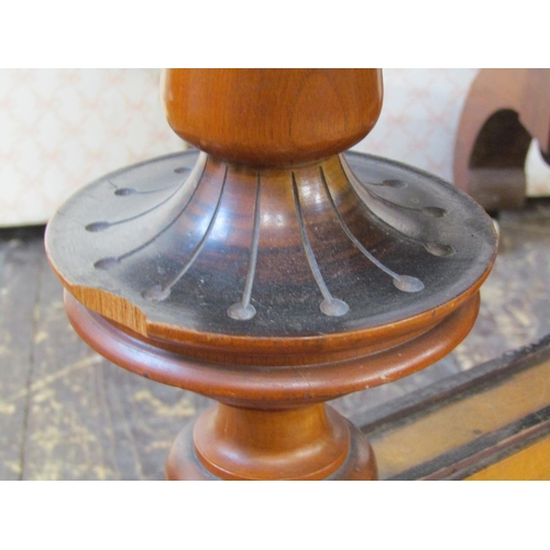 2664 - A circular Victorian walnut and figured walnut centre table, the top quarter veneered and set within... 