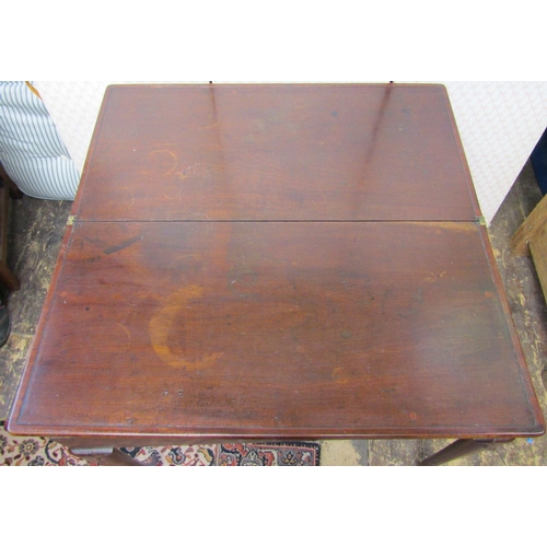 2681 - A Georgian mahogany foldover top tea table with concertina action, raised on four pad feet