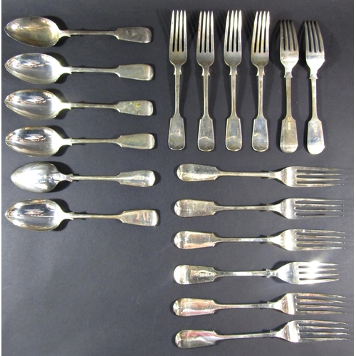 1219 - A collection of early 20th century silver fiddle pattern flatware, London 1912, maker Robert Stebbin... 