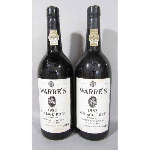 1591 - Six bottles of vintage port comprising Cockburn's 1970, two bottles of Sandeman vintage 1977, two bo... 