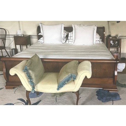 2686 - A substantial mahogany sleigh bed with twin base interlocking zip spring base and mattresses, 6ft 6 ... 