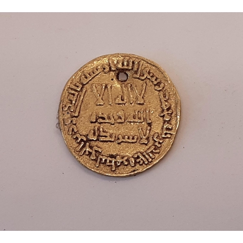 1448 - Gold Dinar - Umayyad A1 Walid, 4grms, pierced