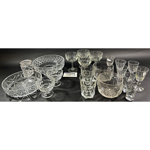 1159 - A mixed selection of glassware including Champagne bowls, dessert bowl, a fruit bowl, wine and water... 