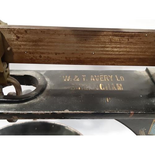 2134 - A  W & T Avery Ltd, Birmingham cast iron counting scale to weight 5lb pounds with leverage value 12:... 