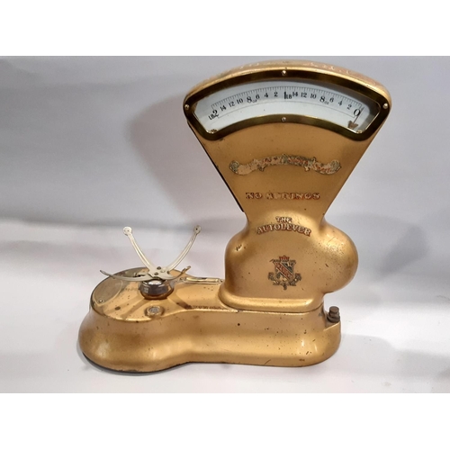 2141 - A vintage gold painted W & T Avery shop scale to weight 2lbs together with a Salter Improved Family ... 