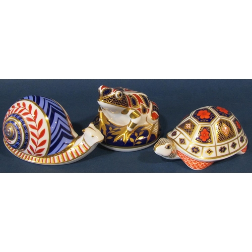 1087 - A collection of Royal Crown Derby ceramic ornaments to include a tortoise, a cockerel, three birds, ... 