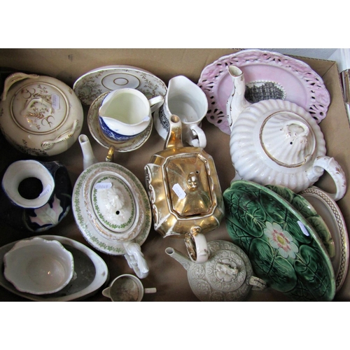 1102 - Two boxes of miscellaneous ceramics to include a large quantity of Royal commemorative wares, Queen ... 