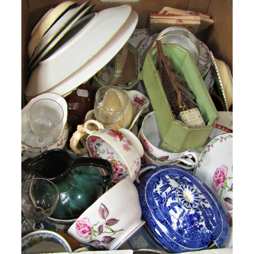 1103 - A collection of tea cups and sauces to include Mason's Regency pattern ware, Royal Standard plates, ... 