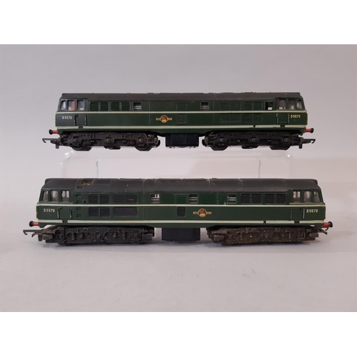 353 - Collection of 8 model 00 gauge diesel engines including Lima 'Meld' Class 55 no L205105 with 2 Lima ... 