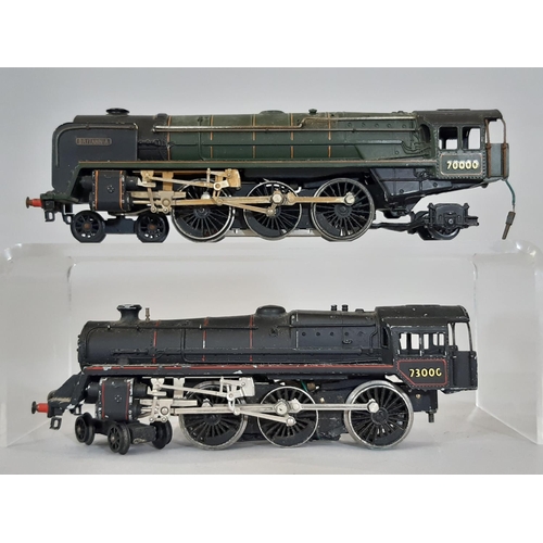 327 - Collection of 00 gauge railway models by Trix Twin including three 4-6-0 Locomotives (2 with tenders... 