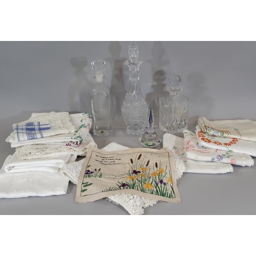 1582 - Mixed lot comprising 10 good quality square vintage table cloths including 5 with colourful hand emb... 