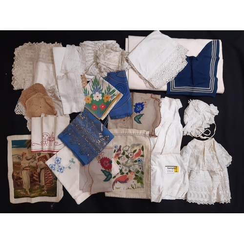 1595 - Collection of vintage household linen including baby gowns and baby bonnet, table mats and cloths- m... 