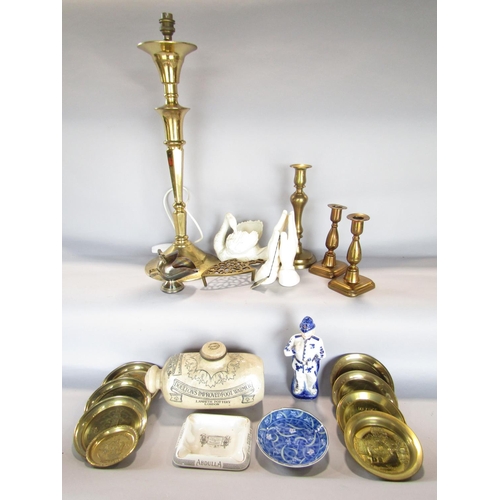 1422 - A mixed lot including a Doulton’s Improved Foot Warmer, a pair of brass candlesticks, a brass kettle... 