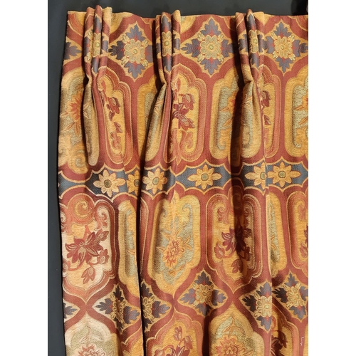 1566 - One pair curtains in heavyweight woven patterned fabric, lined and thermal lined with triple pleat h... 