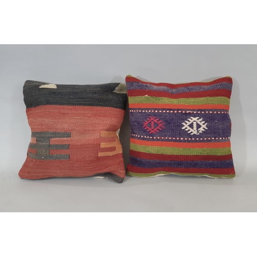 1605 - 6 cushions with cover made from old kelim and with new backing and zip opening, all 40x40cm approx