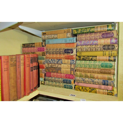 252 - Reprint Society volumes, mainly all with dust wrappers, (35 volumes approx)