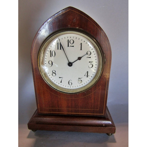 1479 - A 19th century brass oil lamp, a mahogany cased mantel clock and a blue and a grey marble cigarette ... 