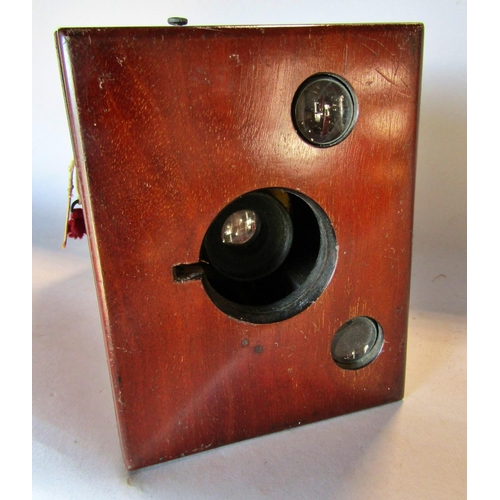 1499 - A Patent Eureka Detective Camera, Manufactured by W.W.Rough & Co London, a mahogany case with three ... 