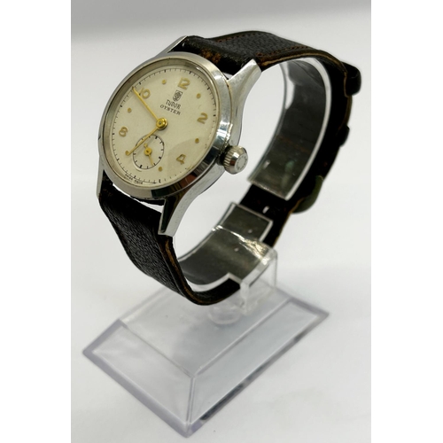 1355 - A vintage Tudor Oyster gent's wristwatch with stainless steel case, model 4453, numbered 18158, leat... 