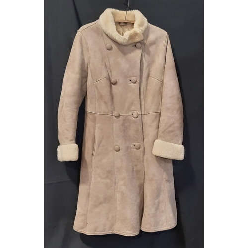 1570 - 3 sheepskin coats comprising womens coats by Morlands size 38 and by European High Fashion (no size ... 