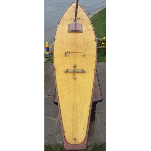 367 - Large scratch built wooden pond yacht on a stand, with single mast, opening deck hatch, simulated pl... 