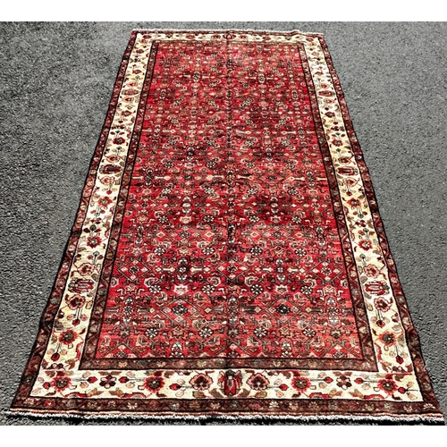 1640 - North West Persian Malayer Kelleh in good condition, rug, with an over all floral and geometric patt... 