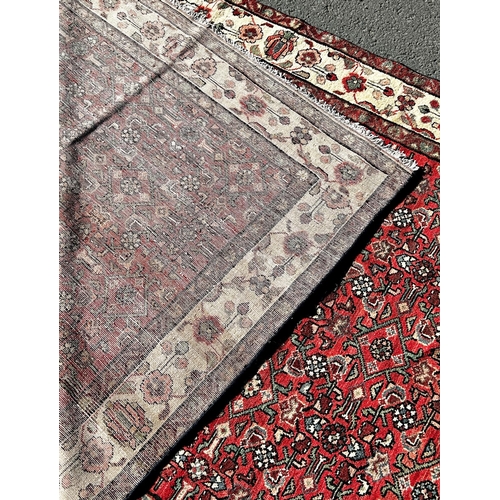 1640 - North West Persian Malayer Kelleh in good condition, rug, with an over all floral and geometric patt... 