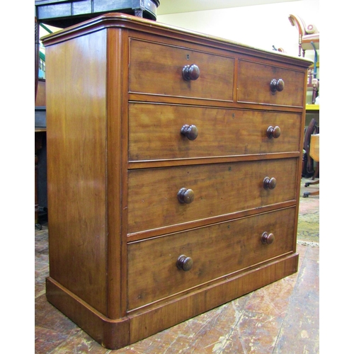 2622 - A mid-Victorian mahogany chest of three long and two short drawers on a plinth base, 125cm wide