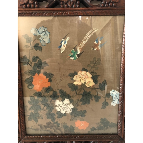 126 - Two Chinese Paintings on Silk of Birds and Flowers in carved hardwood frames, 27 x 22 cm (2)