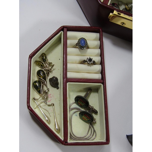 1346 - Collection of vintage costume jewellery to include two pairs of silver green amber drop earrings, an... 