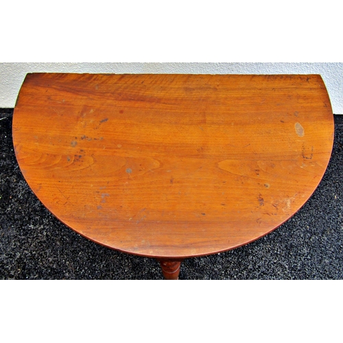 2536 - A 19th century D end occasional table on three turned supports, 45 cm wide