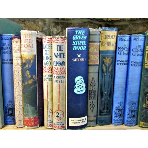 205 - Mixed interest to include vintage children's books - A Conan Doyle, The Arabian Nights, illustrated ... 