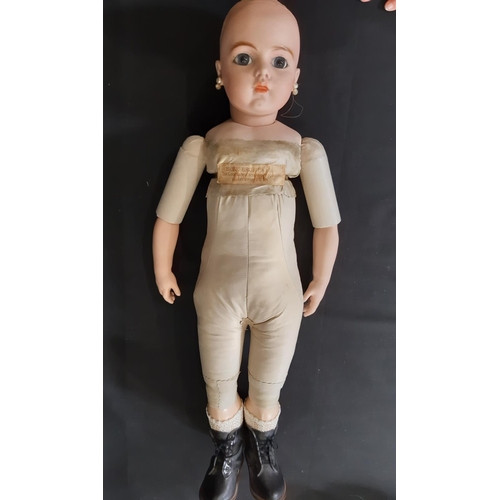 1296 - Good quality reproduction of late 19th century Bru Bébé Jeune doll by Carol with bisque socket head,... 