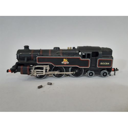 1307 - Collection of Hornby Dublo railway modelling items comprising Hornby Dublo 2-6-4 Tank Locomotive EDL... 