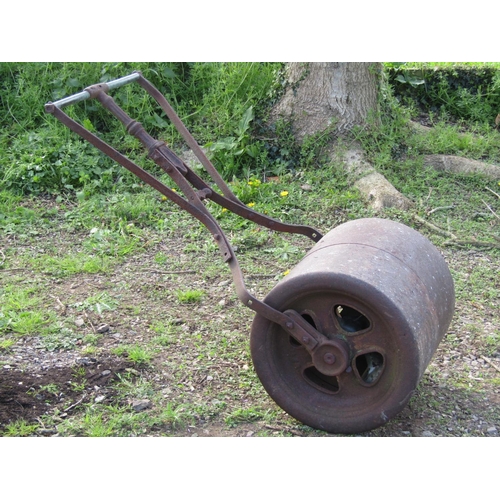 116 - An antique cast iron garden roller (af )