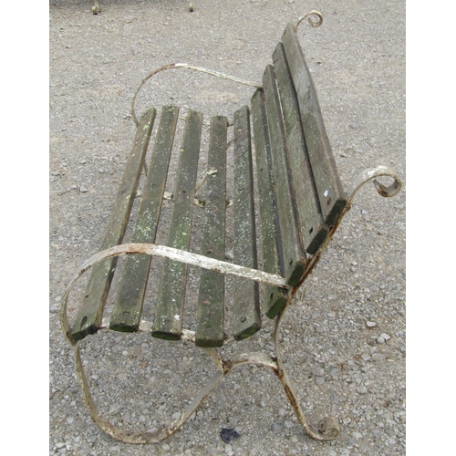 157 - A vintage weathered sprung steel garden bench with wooden lathes, 153 cm (5ft wide) together with a ... 