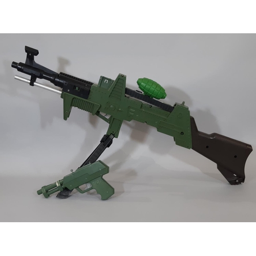 1304 - De Luxe Toy Company 'Johnny Seven 0.M.A' Topper rifle, length 93cm, with detachable pistol, one gren... 